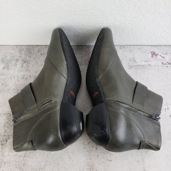 TAOS Ankle Booties Leather Side Zip Comfort Shoes Gray size 9 EU 40 Lagenlook - Picture 11 of 16